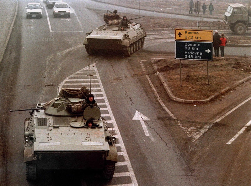 File:Luepolan Convoy 1981.jpeg