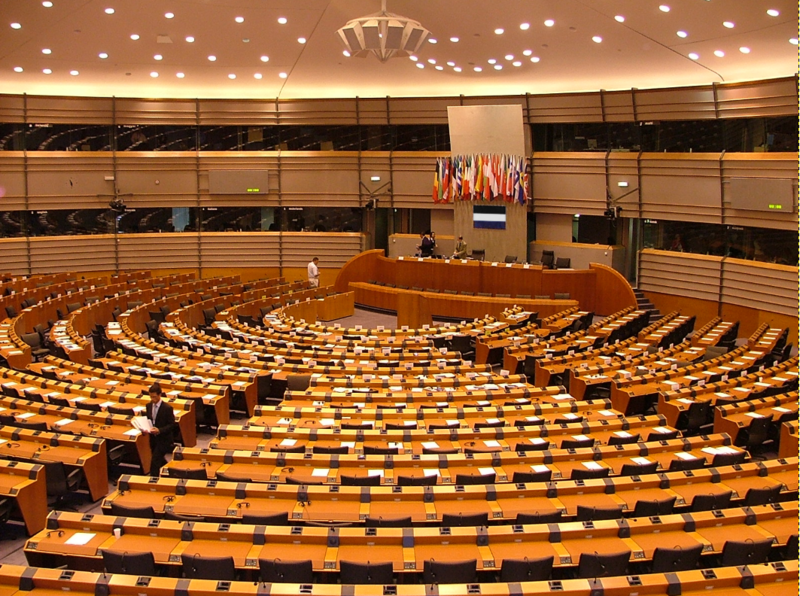 File:Interior of the Ehrepalast.png