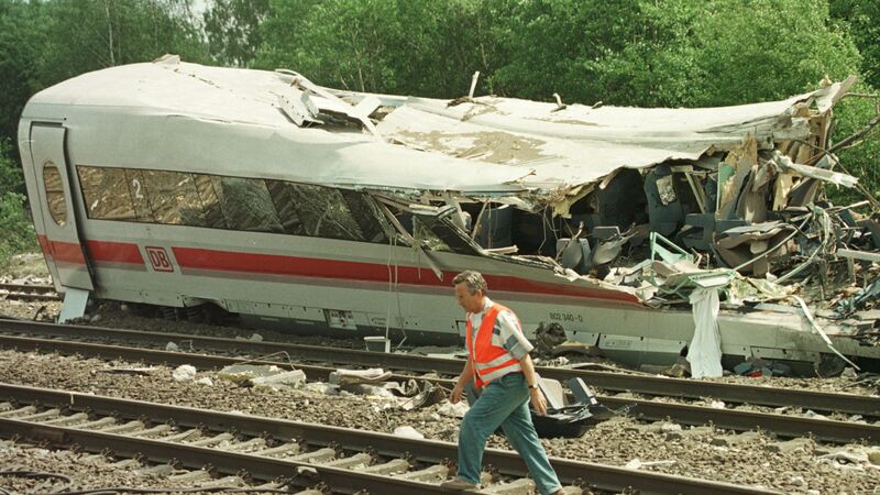 File:Yndyk Train bombing aftermath.jpg
