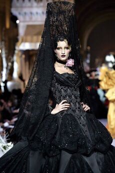 Model at Christian Dior's Couture Fashion Show, fall of 2007.jpg