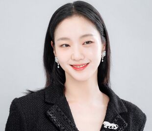 Kim Go-Eun 2022.jpg