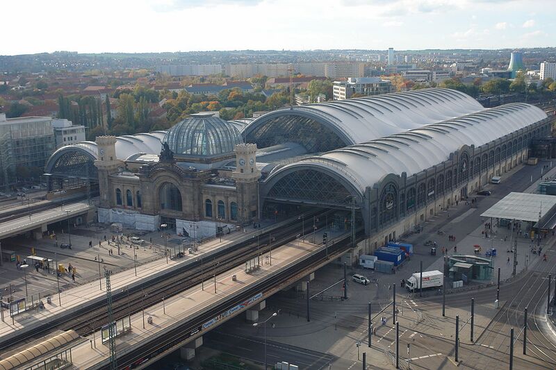File:1200px-Dresden-Germany-Main station.jpg
