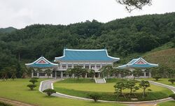 Zhongwu Palace.jpg