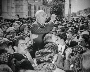 Mossadegh and Crowds.jpg