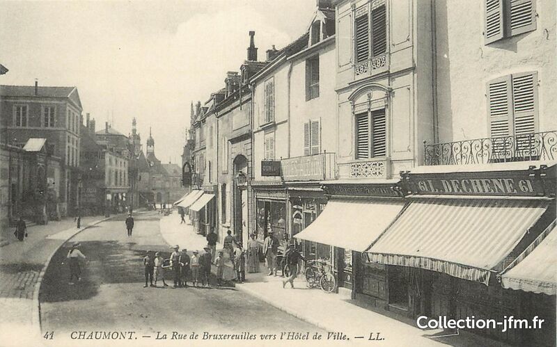 File:La Rue de Buxereuilles - Chaumont (antan).jpg