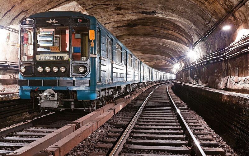 File:Ulich metro train 3.jpg
