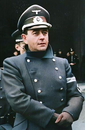 Albert speer 1943.jpg