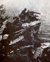 Lucanian machine gunners fight over mountainous terrain