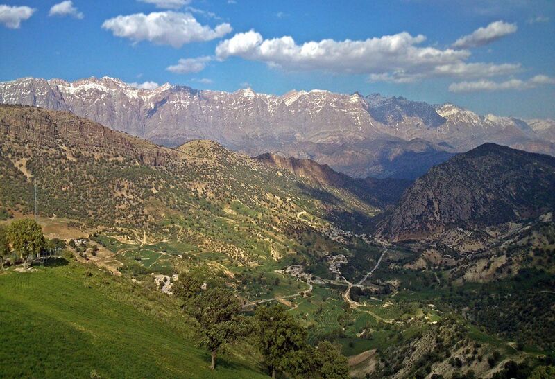 File:The Dushwar mountain range.jpg