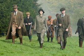 Harwicker hunting party in traditional tweed dress