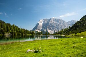 Zugspitze-Seebensee-640x427.jpg