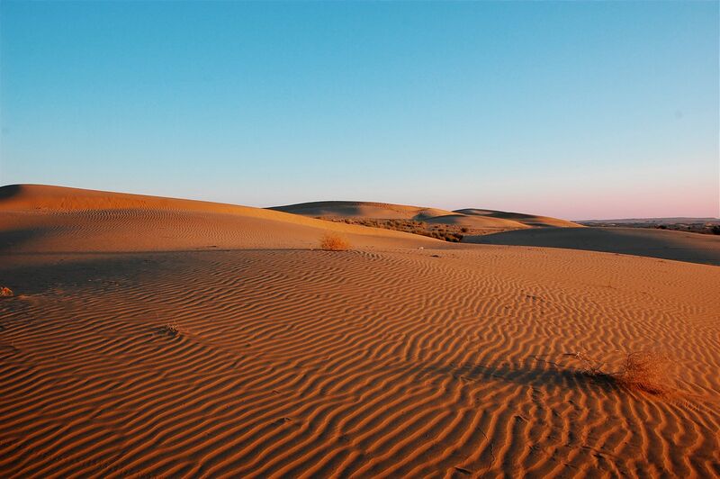 File:Sand Dunes.jpg