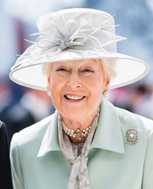 Princess-alexandra-attends-the-epsom-derby-at-epsom-news-photo-1594068544.jpg